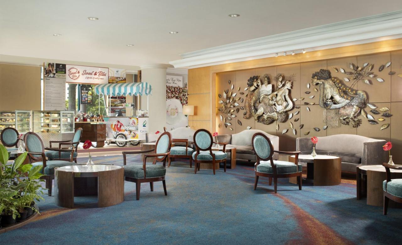 Hotel Ciputra Jakarta Managed By Swiss-Belhotel International Екстер'єр фото