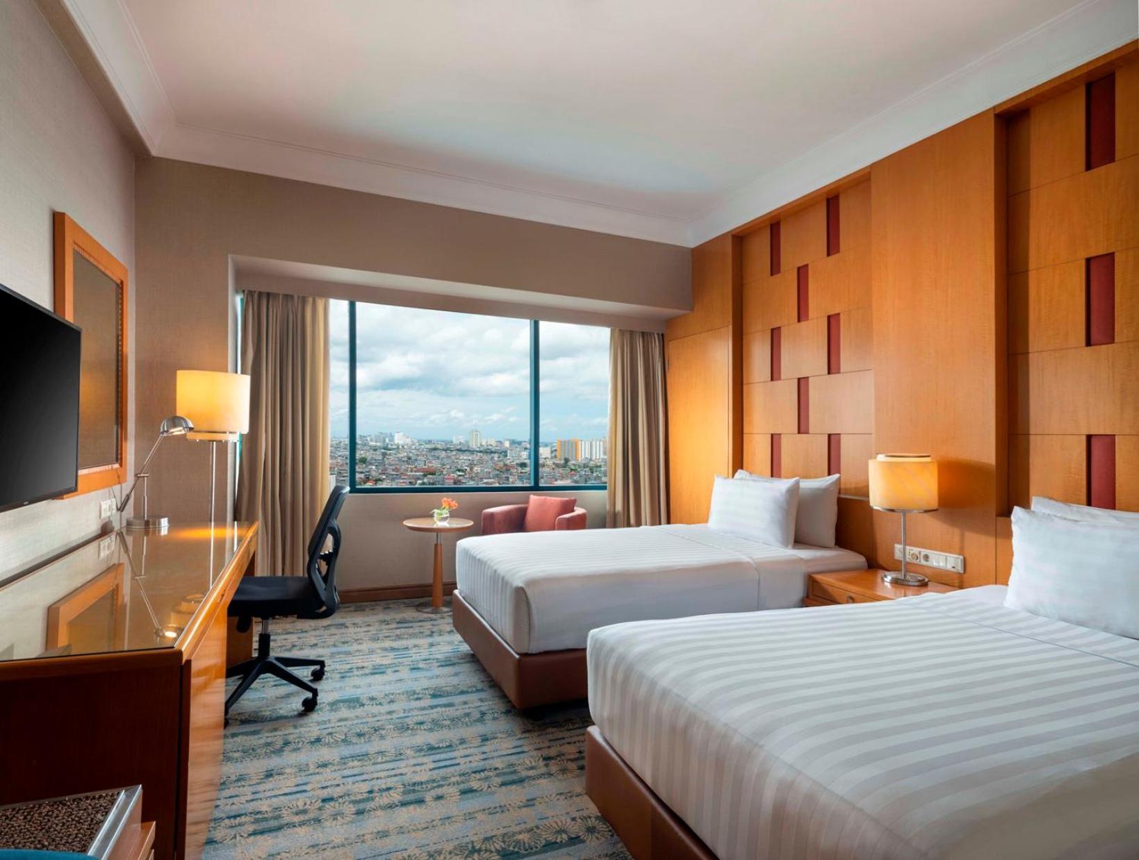 Hotel Ciputra Jakarta Managed By Swiss-Belhotel International Екстер'єр фото