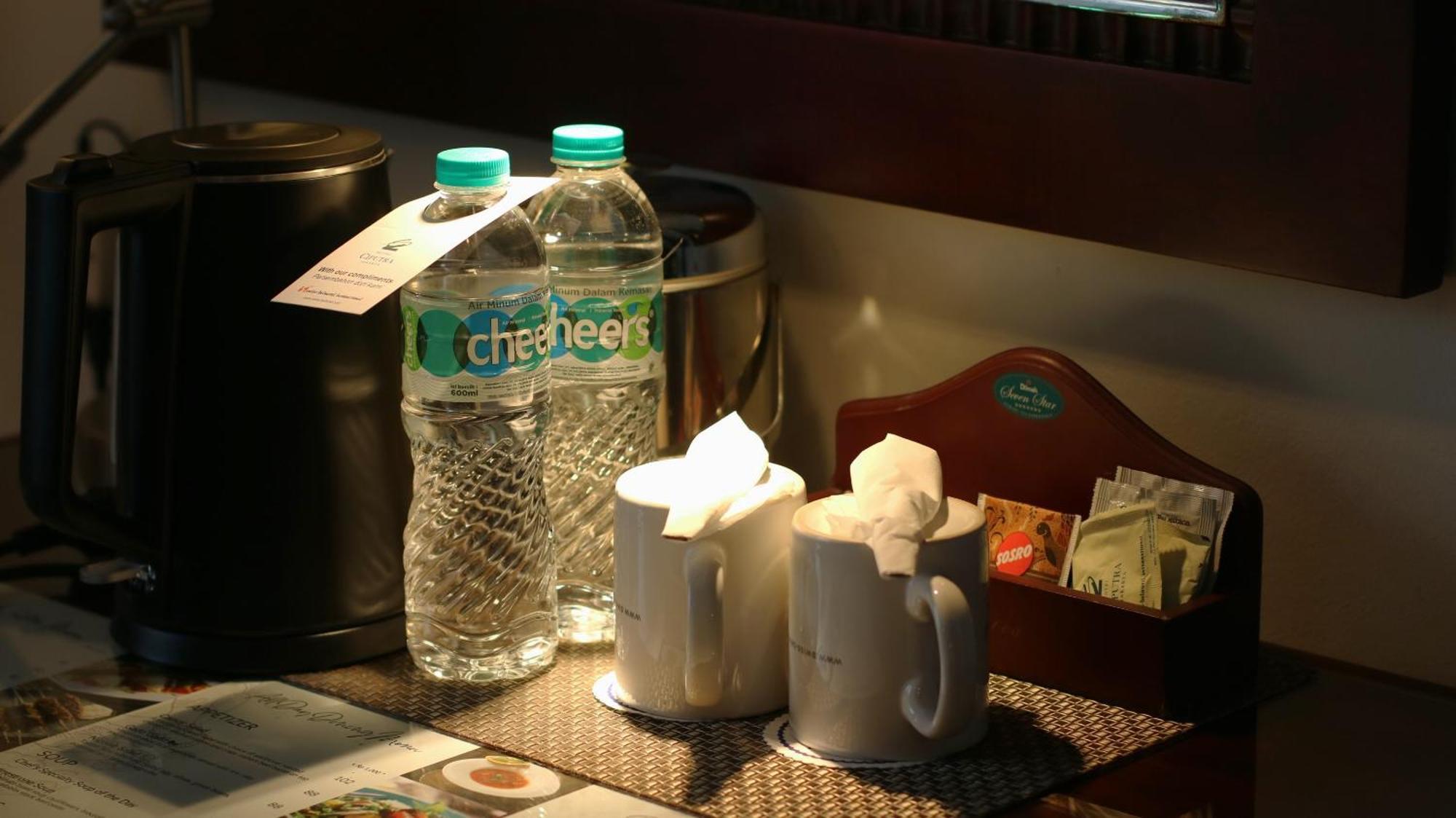 Hotel Ciputra Jakarta Managed By Swiss-Belhotel International Екстер'єр фото